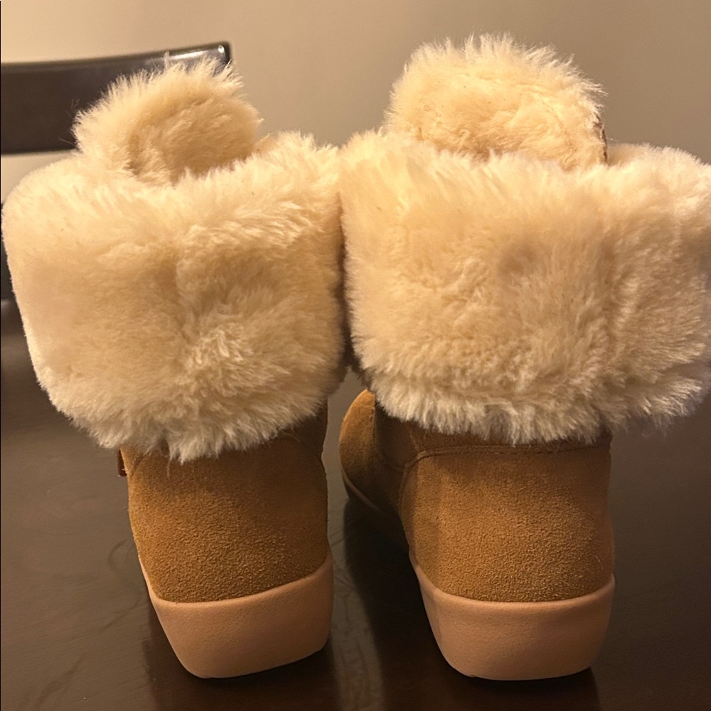 NWT Style & Co. Macys Cozy Tan Faux Fur Lined Boots - Picture 3 of 7